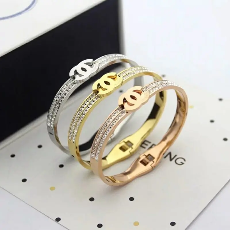 chanel bracelets s_12051b52